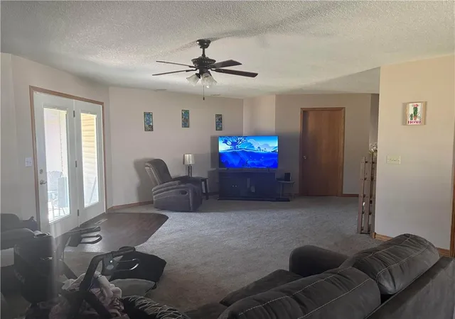4th image of 514 Brooklyn Ct, Frontenac, KS 66763 | MLS# 2637926