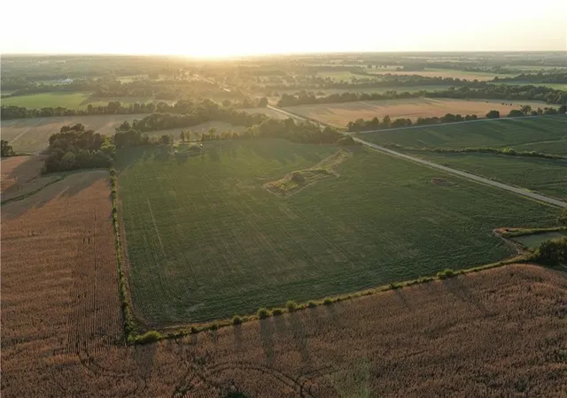 Photo 3 of Land for sale at 14 Se 90Th Ln, Lamar, MO 64759 | MLS# 2637929 | Listing updated on 2026-09-29
