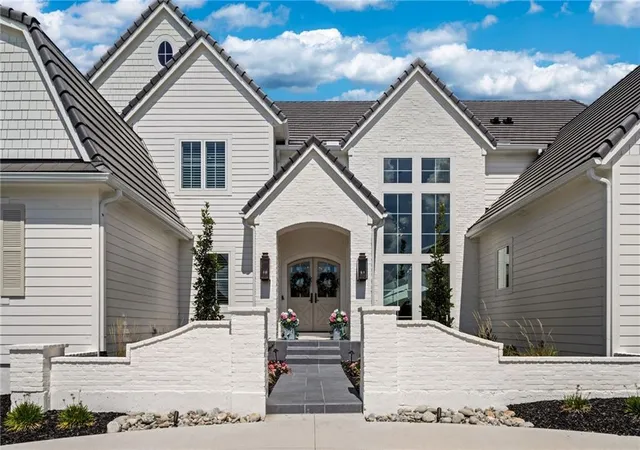 Photo 1 of Single family home for sale at 16801 Barton St, Overland Park, KS 66062 | MLS# 2637935 | Listing updated on 2026-09-21