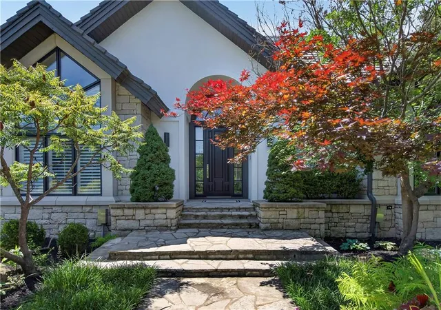 image of 3805 W 123rd St, Leawood, KS 66209 | MLS# 2637940