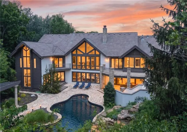 73rd image of 3805 W 123rd St, Leawood, KS 66209 | MLS# 2637940