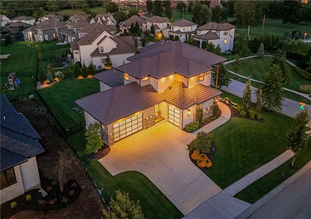 5th image of 17329 Larsen St, Overland Park, KS 66221 | MLS# 2637943