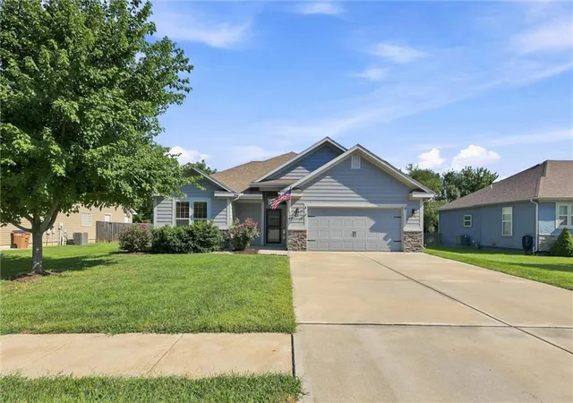 Photo 1 of Sale Pending at 308 E Olive St, Raymore, MO 64083 | MLS# 2637948 | Listing updated on 2026-09-02