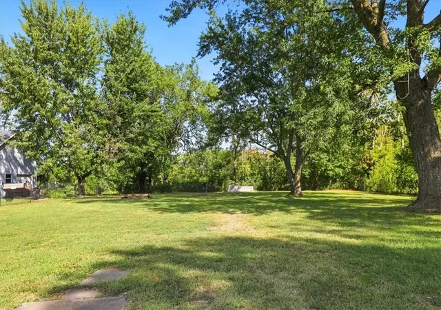 Photo 21 of Single family home for sale at 209 Maple St, Lathrop, MO 64465 | MLS# 2637954 | Listing updated on 2026-10-02