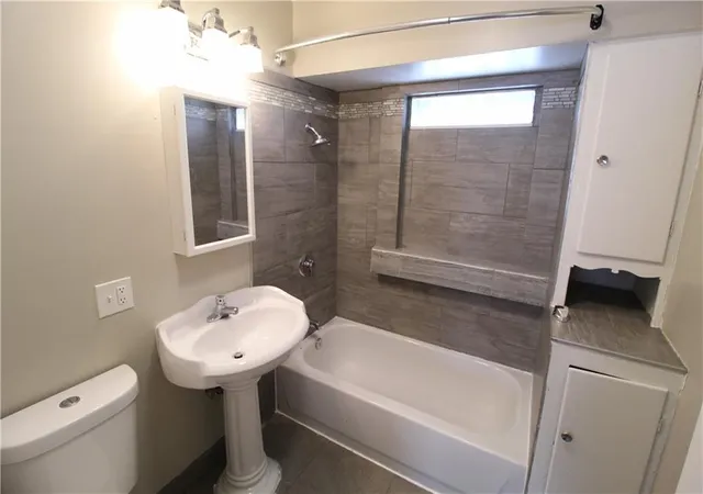13th image of 5607 Virginia Ave, Kansas City, MO 64110 | MLS# 2637957