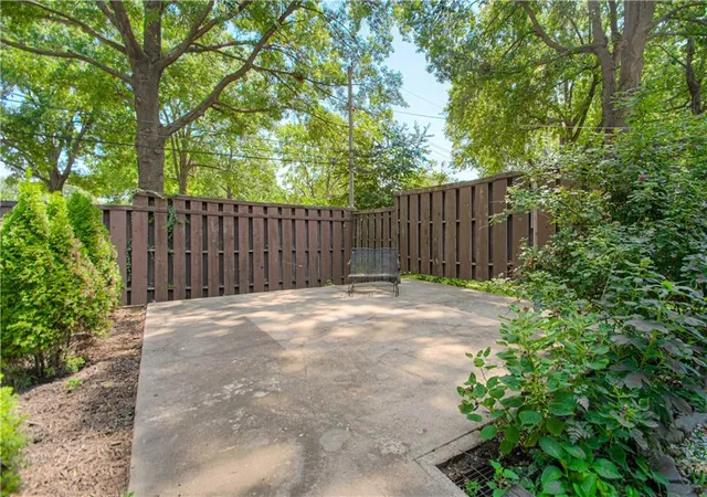 33rd image of 7249 Marty St, Overland Park, KS 66204 | MLS# 2637960