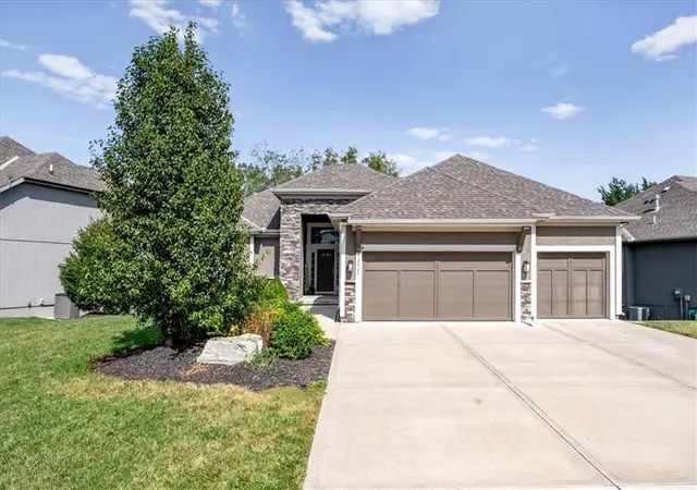 Photo 2 of Single family home for sale at 12527 S Hastings St, Olathe, KS 66061 | MLS# 2637970 | Listing updated on 2026-09-17