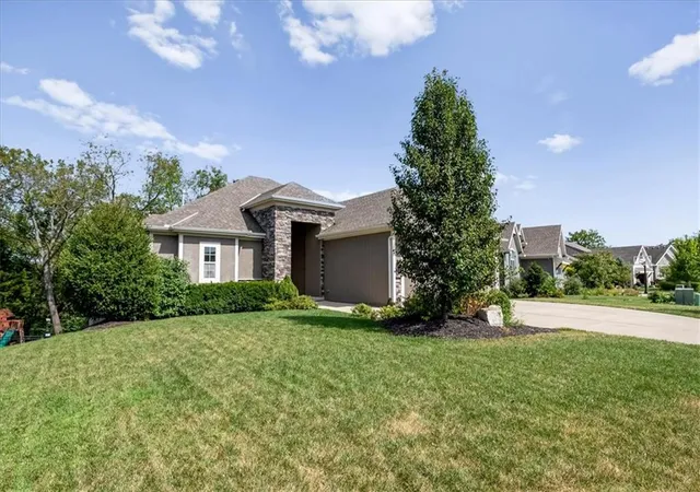 Photo 4 of Single family home for sale at 12527 S Hastings St, Olathe, KS 66061 | MLS# 2637970 | Listing updated on 2026-09-17