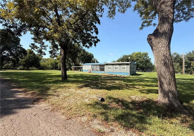 5th image of 203 Western Ave, Denison, KS 6619 | MLS# 2637981