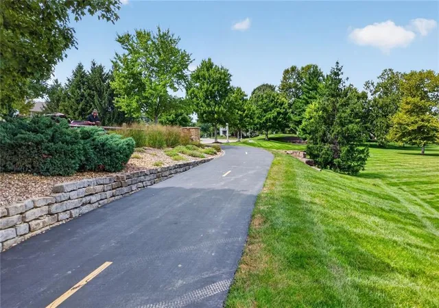 40th image of 16805 Bluejacket St, Overland Park, KS 66221 | MLS# 2638001