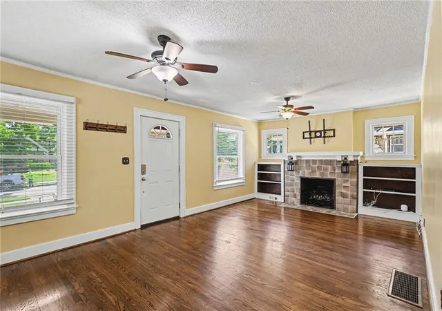 Photo 4 of Single family home for sale at 5642 Harrison St, Kansas City, MO 64110 | MLS# 2638007 | Listing updated on 2026-08-21