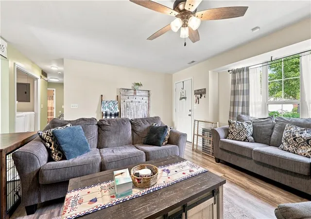 Photo 3 of Single family home for sale at 1002 N Hampton Dr, Warrensburg, MO 64093 | MLS# 2638020 | Listing updated on 2026-09-05