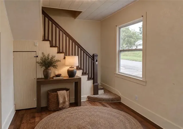 Photo 1 of Single family home for sale at 931 Kickapoo St, Leavenworth, KS 66048 | MLS# 2638024 | Listing updated on 2026-10-20