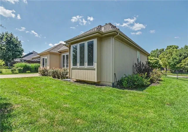 46th image of 24111 W 121st St, Olathe, KS 66061 | MLS# 2638025