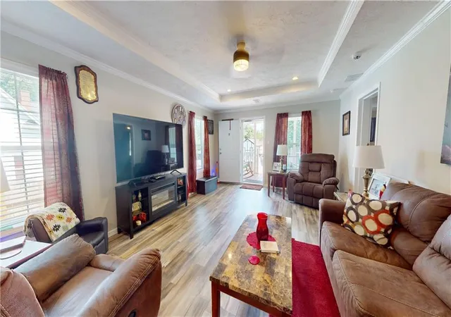 Photo 5 of Single family home for sale at 120 S 17Th St, St Joseph, MO 64501 | MLS# 2638030 | Listing updated on 2026-08-27