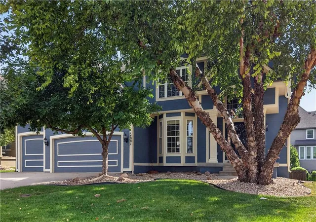 3rd image of 14001 Noland St, Overland Park, KS 66221 | MLS# 2638032
