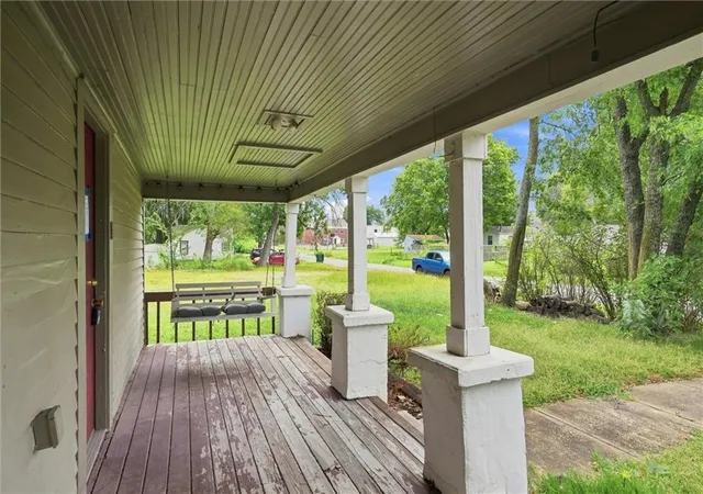 4th image of 306 W Walnut St, Archie, MO 64725 | MLS# 2638049