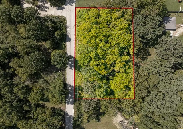 Photo 3 of Land for sale at 11806 E Lexington Ave, Sugar Creek, MO 64054 | MLS# 2638069 | Listing updated on 2026-09-23