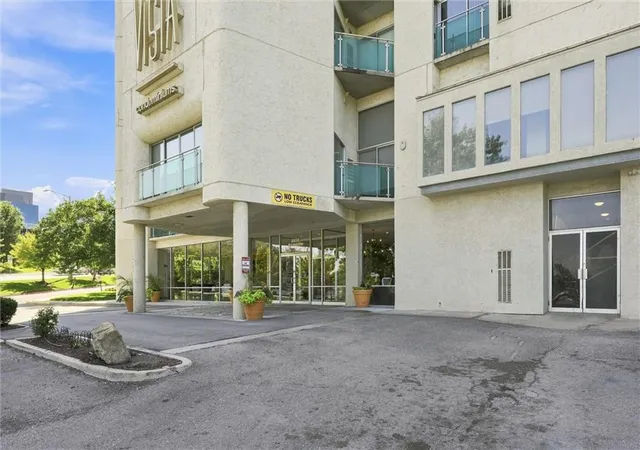 Photo 2 of Condo for sale at 3838 Rainbow Blvd #911, Kansas City, KS 66103 | MLS# 2638076 | Listing updated on 2026-09-04