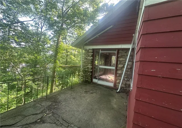 Photo 3 of Single family home for sale at 5814 Eastwood Ct, Kansas City, MO 64129 | MLS# 2638107 | Listing updated on 2026-10-02