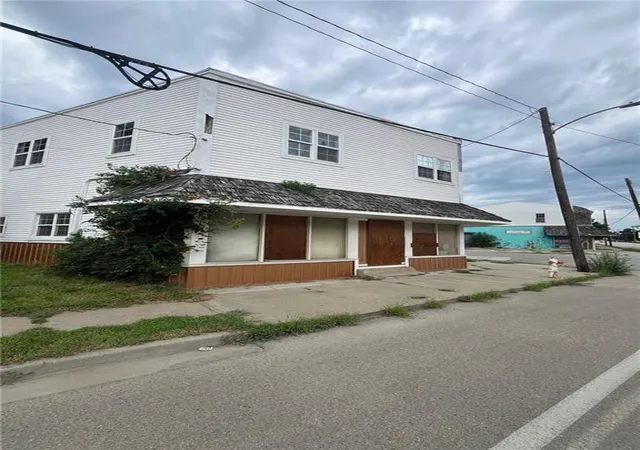 1st image of 3026 Saint Joseph Ave, St Joseph, MO 64505 | MLS# 2638117