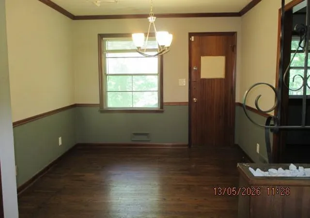 Photo 3 of Single family home for sale at 6878 Sni  A  Bar Rd, Kansas City, MO 64129 | MLS# 2638119 | Listing updated on 2026-08-22