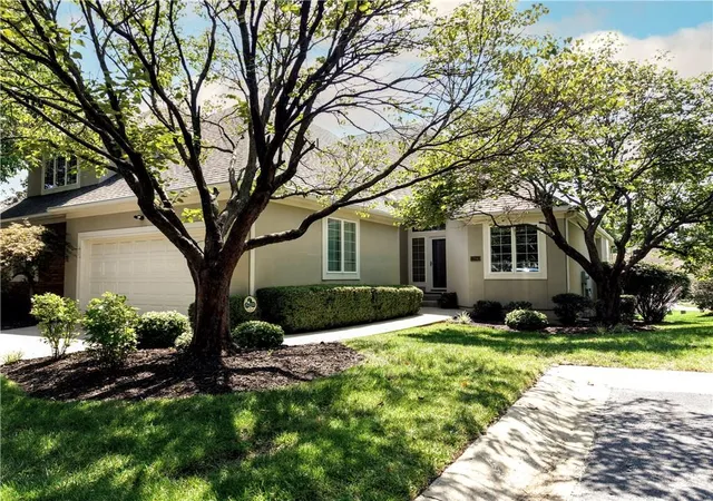 1st image of 12940 Travis St, Overland Park, KS 66209 | MLS# 2638140