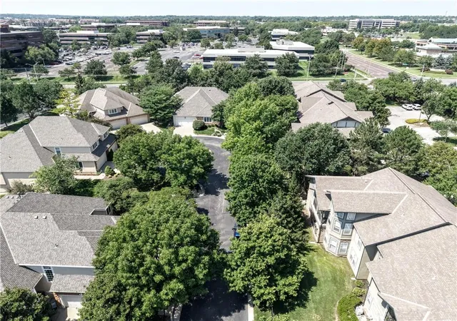 37th image of 12940 Travis St, Overland Park, KS 66209 | MLS# 2638140