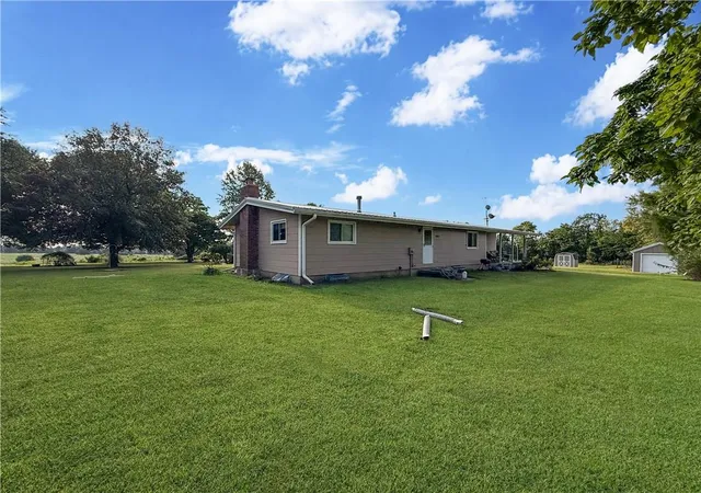 Photo 3 of Single family home for sale at 5555 Kinnamon Rd, Odessa, MO 64076 | MLS# 2638148 | Listing updated on 2026-08-22
