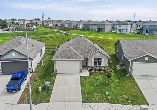 1st image of 1606 Maci St, Belton, MO 64012 | MLS# 2638152
