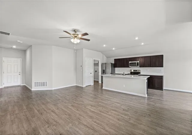 Photo 3 of Single family home for sale at 1606 Maci St, Belton, MO 64012 | MLS# 2638152 | Listing updated on 2026-08-29