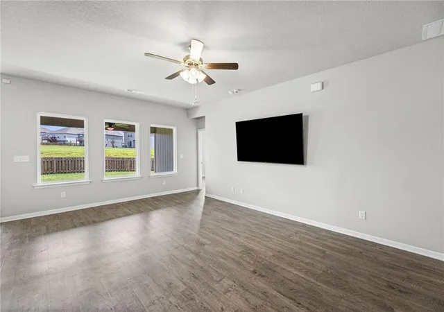 Photo 4 of Single family home for sale at 1606 Maci St, Belton, MO 64012 | MLS# 2638152 | Listing updated on 2026-10-05