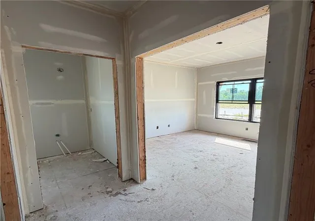 Photo 12 of Single family home for sale at 2363 Foxtail Dr, Kearney, MO 64060 | MLS# 2638158 | Listing updated on 2026-10-20