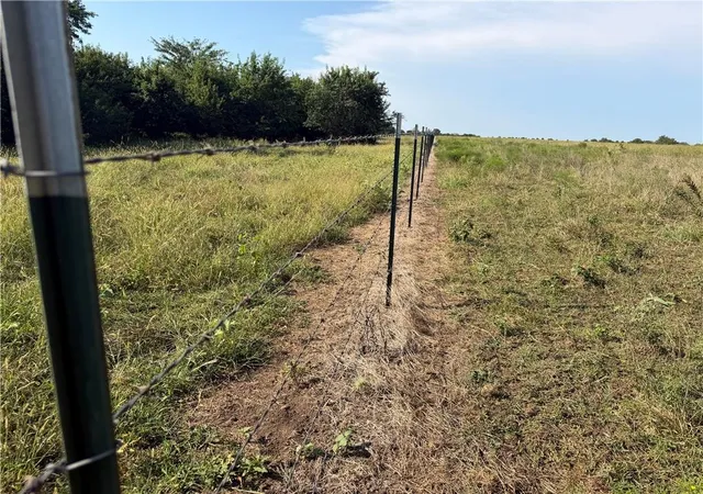 3rd image of 800 Rd, Welda, KS 66091 | MLS# 2638170
