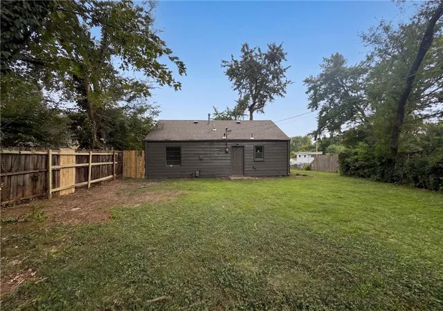 Photo 4 of Single family home for sale at 4770 Woodend Ave, Kansas City, KS 66106 | MLS# 2638173 | Listing updated on 2026-09-24