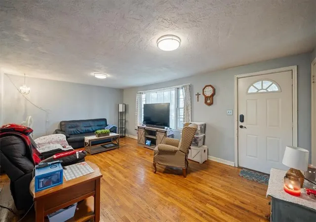 Photo 3 of Single family home for sale at 3314 N 59Th St, Kansas City, KS 66104 | MLS# 2638186 | Listing updated on 2026-09-17
