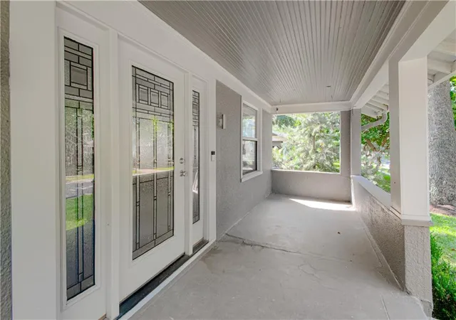 Photo 4 of Sale Pending at 4169 Cambridge St, Kansas City, KS 66103 | MLS# 2638201 | Listing updated on 2026-09-06
