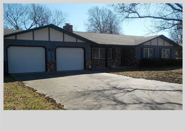 1st image of 307 Centennial Ave, Coffeyville, KS 67337 | MLS# 2638204