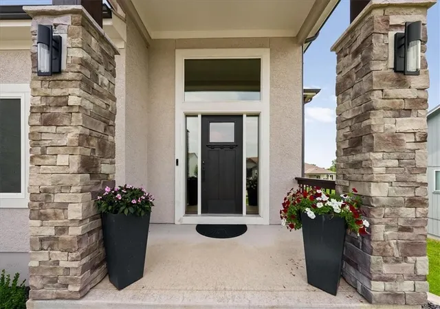image of 13403 W 181st Ter, Overland Park, KS 66013 | MLS# 2638211