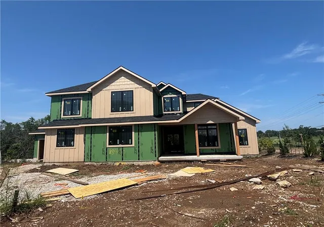 image of 18400 Floyd St, Overland Park, KS 66085 | MLS# 2638232