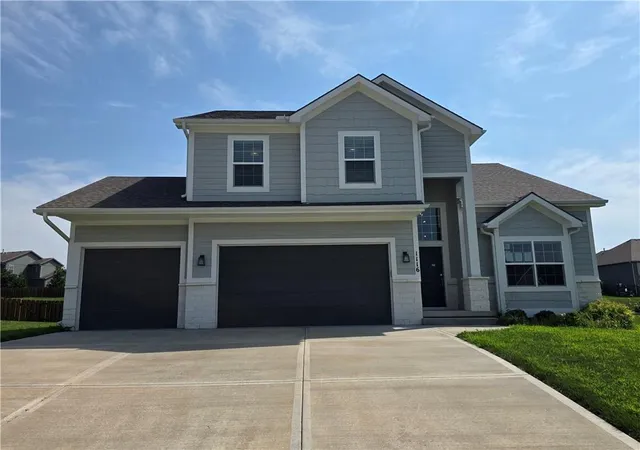 1st image of 1116 Sw Whispering Willow Wy, Lee's Summit, MO 64064 | MLS# 2638233