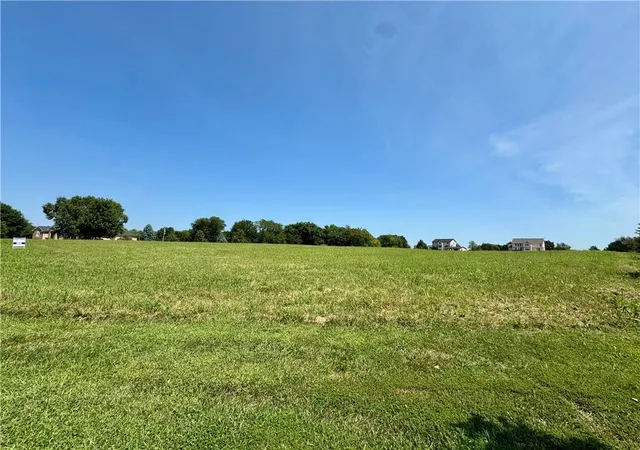 Photo 1 of Sale Pending at 25030 177th Ter, Leavenworth, KS 66048 | MLS# 2638236 | Listing updated on 2026-09-21