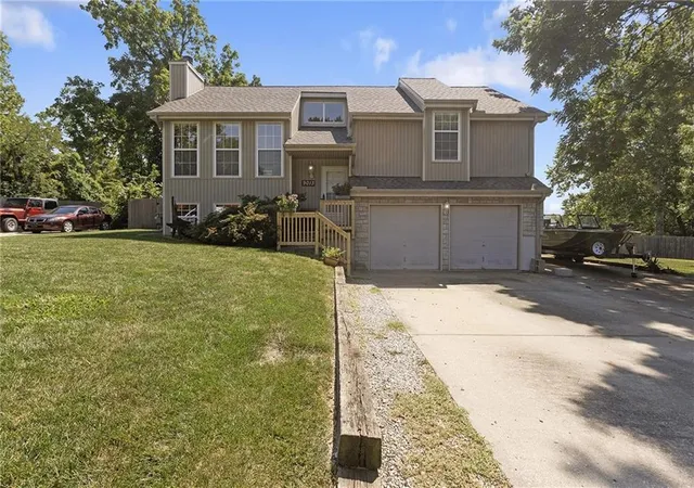 1st image of 9013 W 48th Ter, Merriam, KS 66203 | MLS# 2638245