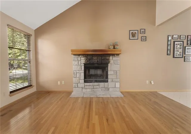 3rd image of 9013 W 48Th Ter, Merriam, KS 66203 | MLS# 2638245