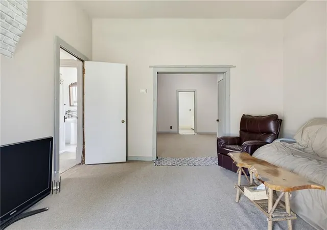 4th image of 1518 Calhoun St, Chillicothe, MO 64601 | MLS# 2638246