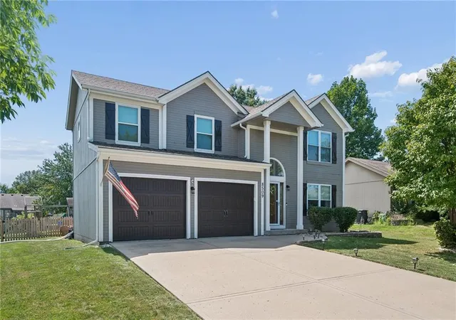 Photo 1 of Sale Pending at 8509 Ne 109th St, Kansas City, MO 64157 | MLS# 2638250 | Listing updated on 2026-09-13