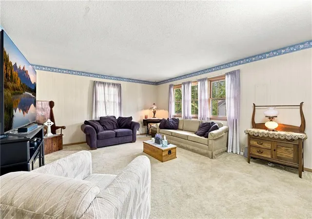 Photo 2 of Single family home for sale at 5207 Spring Ave, Kansas City, MO 64133 | MLS# 2638256 | Listing updated on 2026-10-08