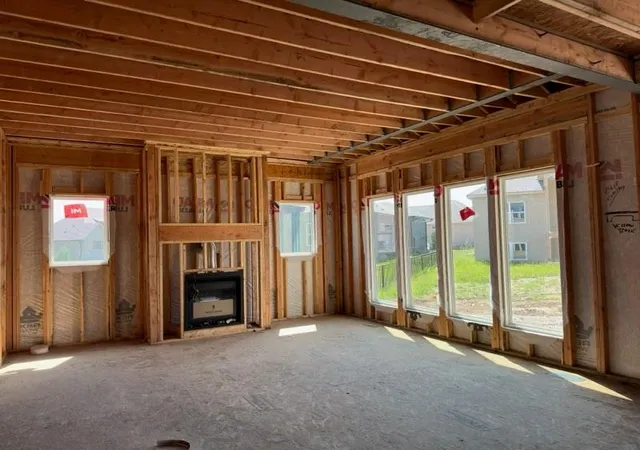 image of 17424 Parkhill St, Overland Park, KS 66221 | MLS# 2638262