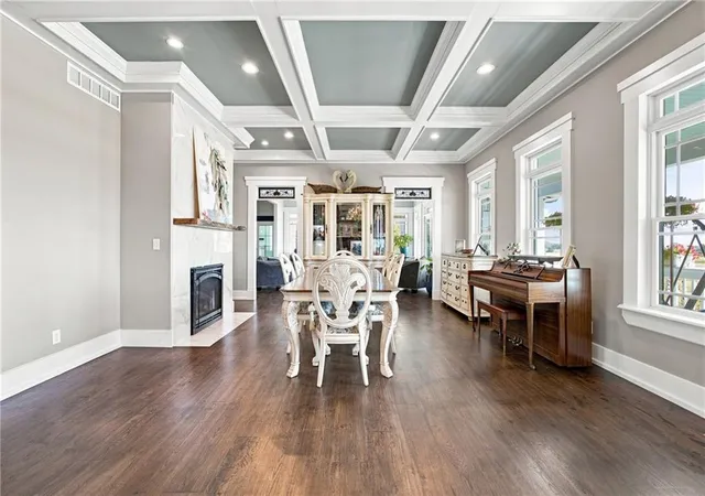 Photo 3 of Mansion for sale at 9987 W 351st St, Paola, KS 66071 | MLS# 2638274 | Listing updated on 2026-08-26