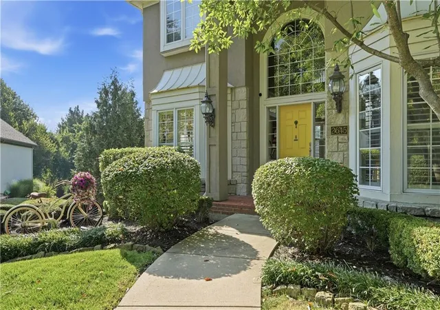 Photo 3 of Single family home for sale at 2645 W 139Th Ter, Leawood, KS 66224 | MLS# 2638283 | Listing updated on 2026-10-17